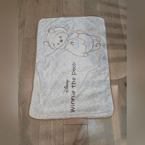 New Disney Winnie the Pooh Blanket